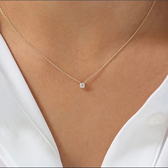 Bianca Stud Necklace - Picture 1 of 3